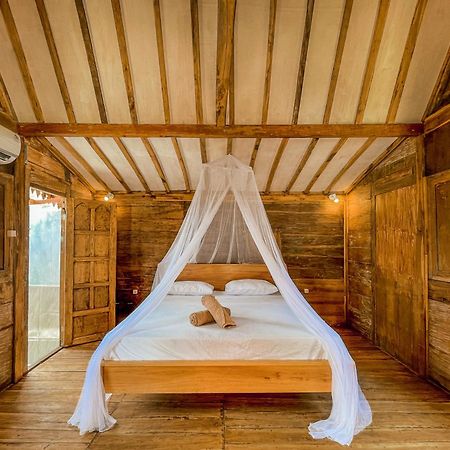 Mimpi Bungalow ギリ島 エクステリア 写真