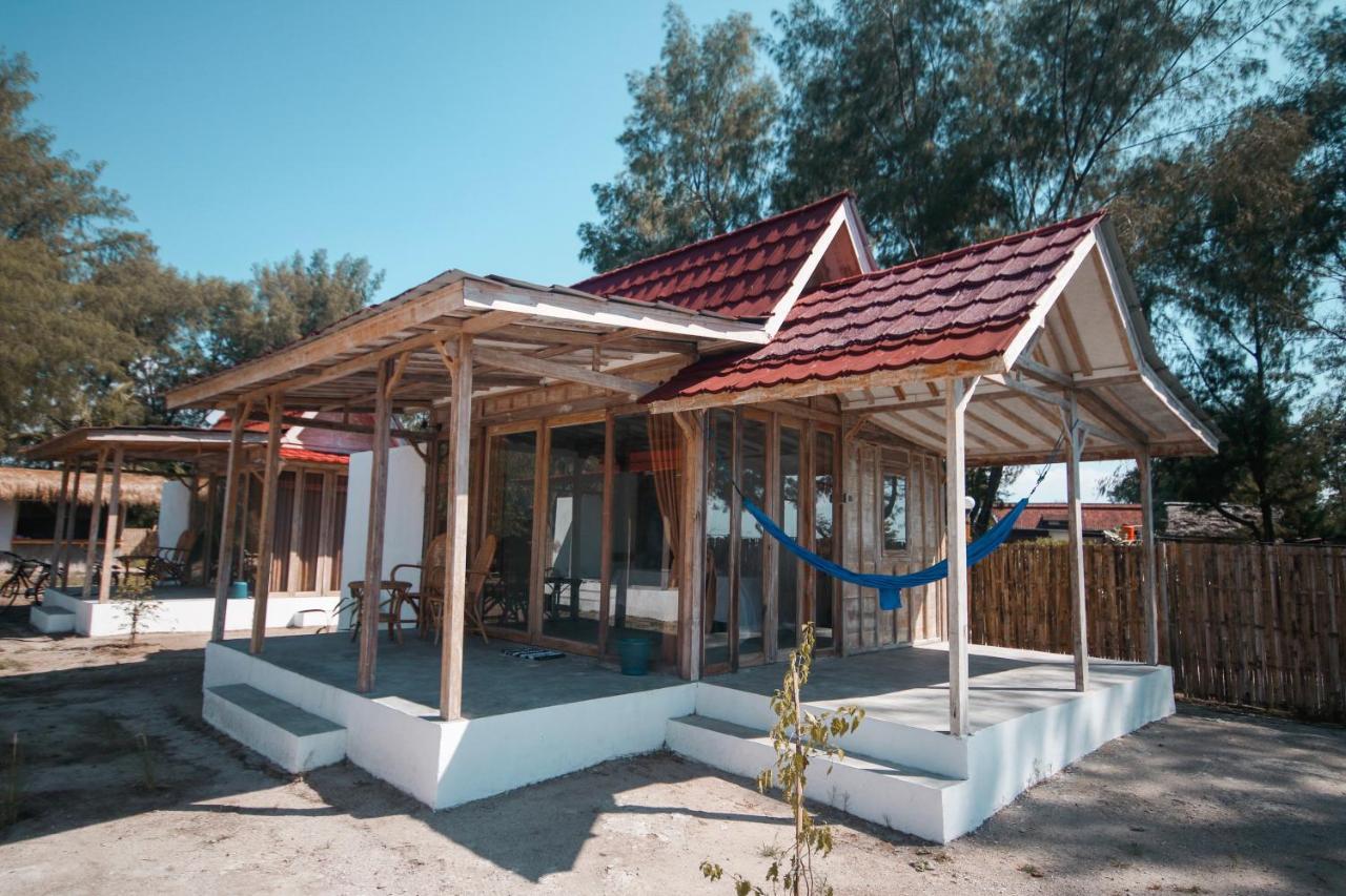 Mimpi Bungalow ギリ島 エクステリア 写真