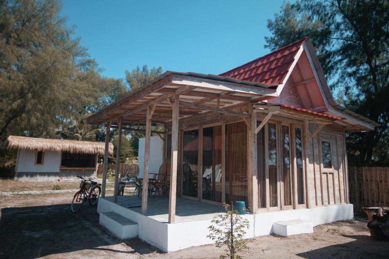 Mimpi Bungalow ギリ島 エクステリア 写真